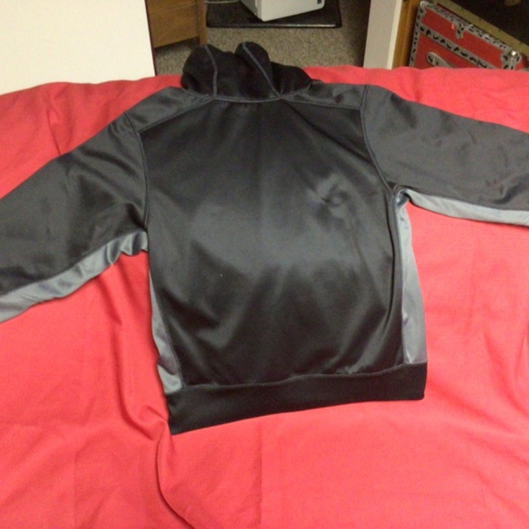 Youth NIKE hoodie - Picture 2 of 3